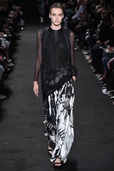 Look 7